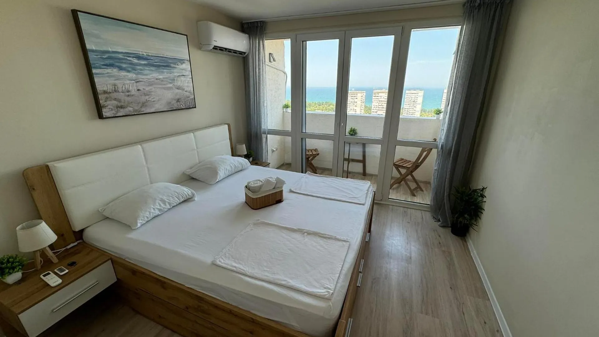 Апартамент Панорама Лазур Burgas 0*,